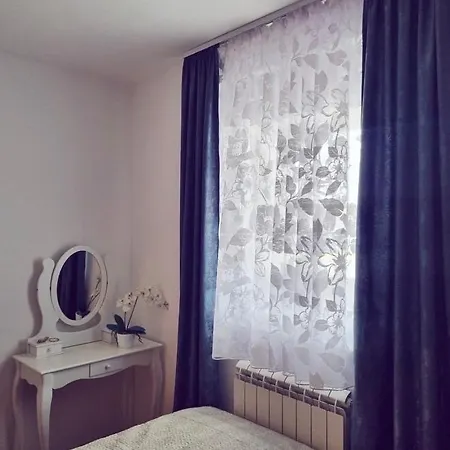 아파트 Apartman S *